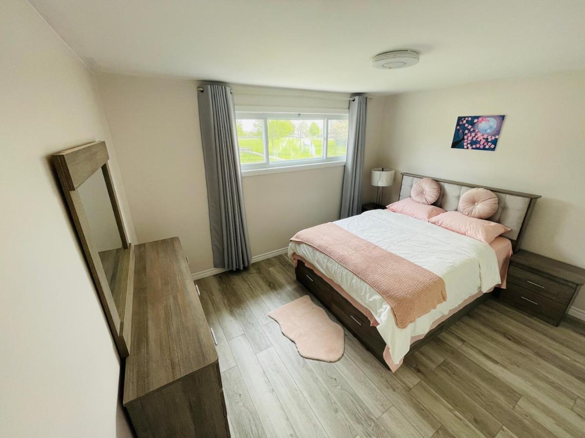 Luxurious Cozy House In Bluffs With Lake View Villa Toronto Dış mekan fotoğraf